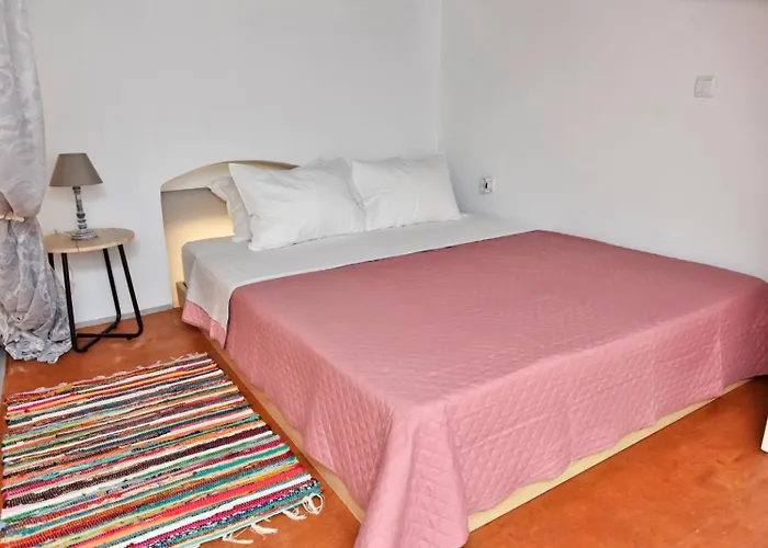 Ferenikis Luxury House Old Town